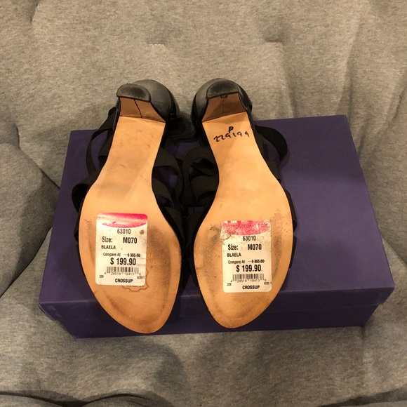 STUART WEITZMAN Crossup Sandal - Picture 8 of 10